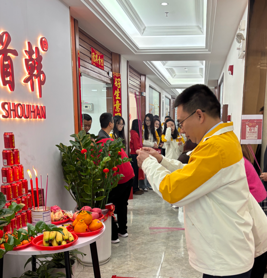 腾龙(中国集团)官方网站